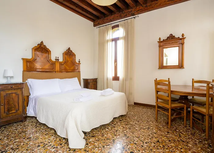 Ca' San Trovaso By Sarlux Apartamento *