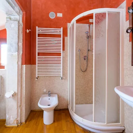 San Trovaso شقة *