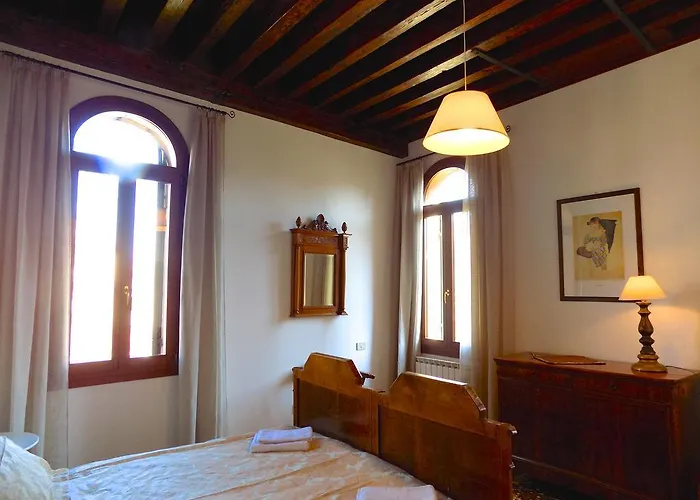 Ca' San Trovaso By Sarlux Appartement Venise