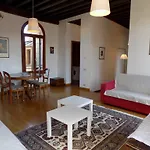 Ca' San Trovaso By Sarlux Apartment