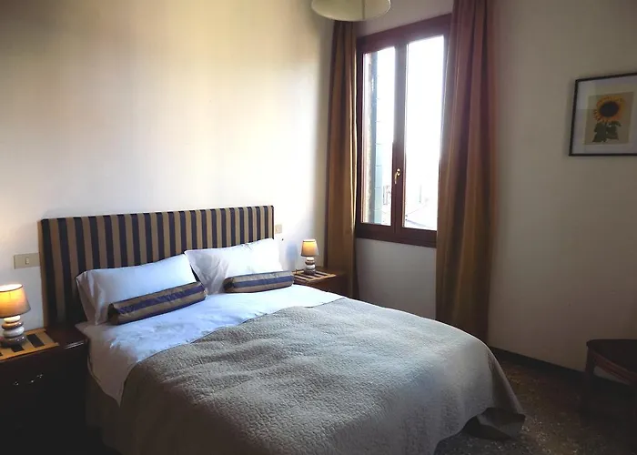 Ca' San Trovaso By Sarlux Apartament Wenecja