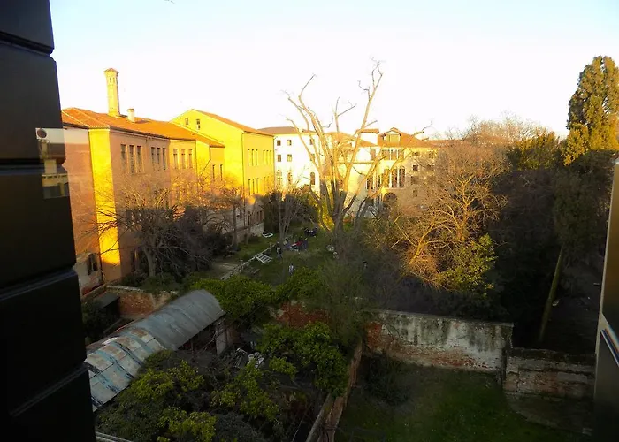 Ca' San Trovaso By Sarlux Apartament